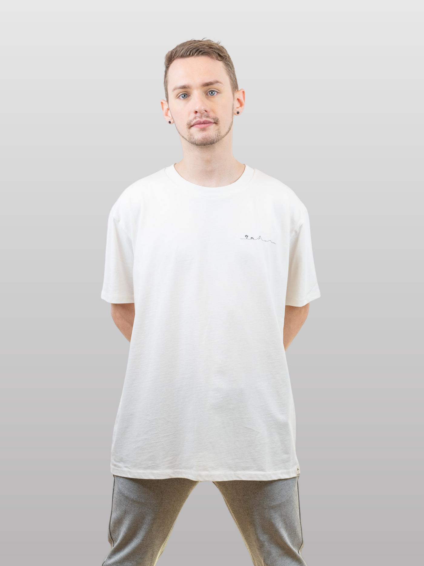 Unisex Oversized T-Shirt White Alyssum Island